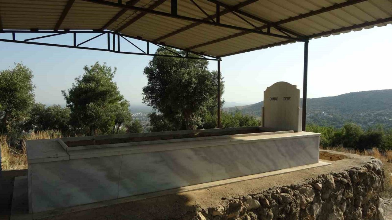 Gören hüzünleniyor, bu mezarlıkta sadece bebek ve çocukların kabri var