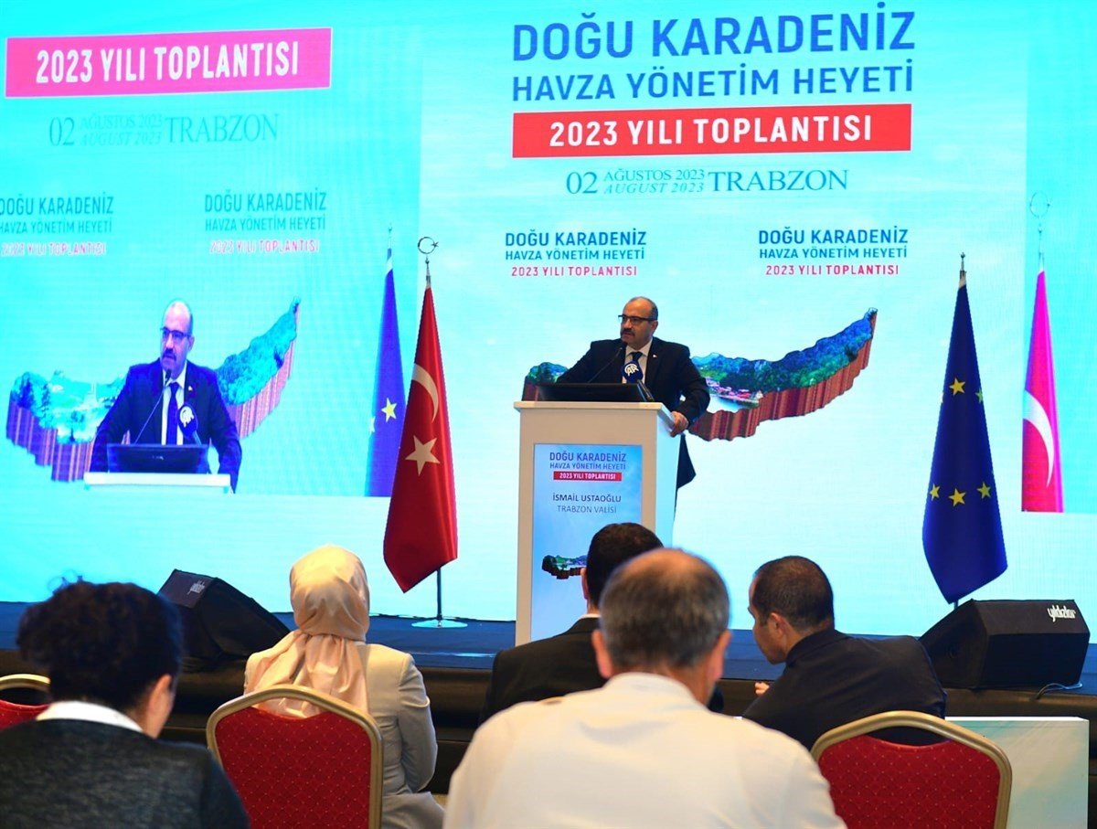 İklim değişikliğini konuşmak ve geçmişte yaşanan afetlerden ders almak için toplandılar