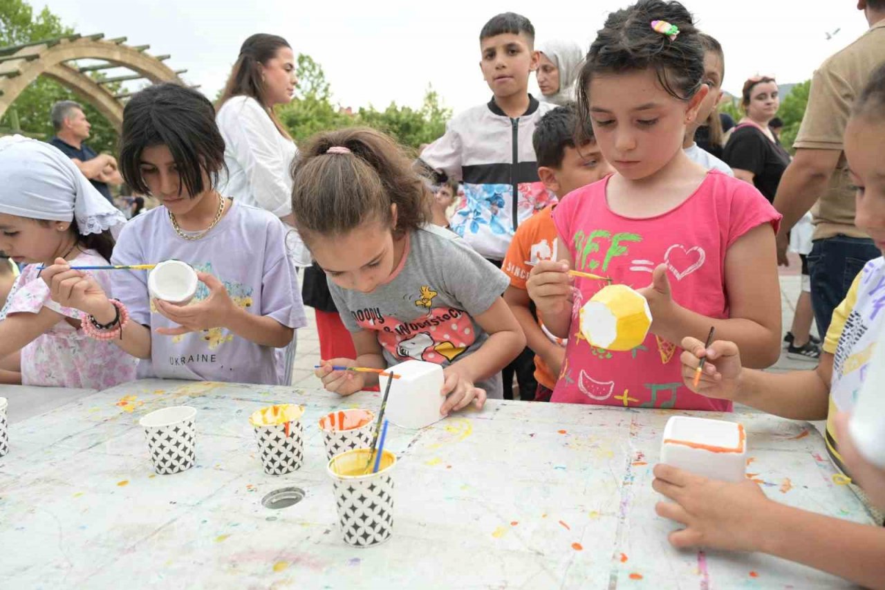 Isparta Belediyesi mahallelerde çocuk etkinlikleri düzenliyor