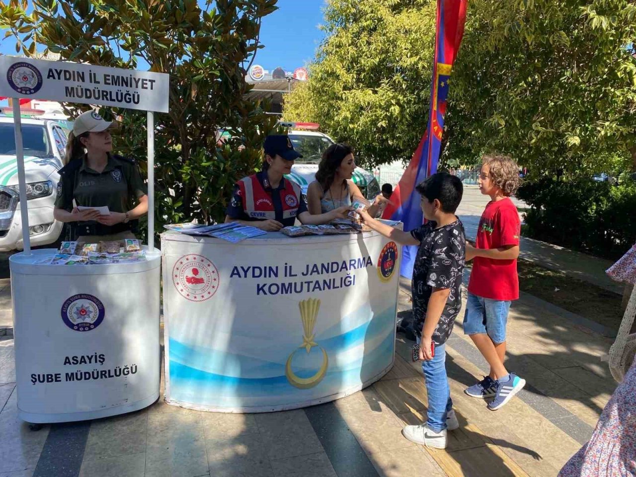 Jandarma can dostları unutmuyor