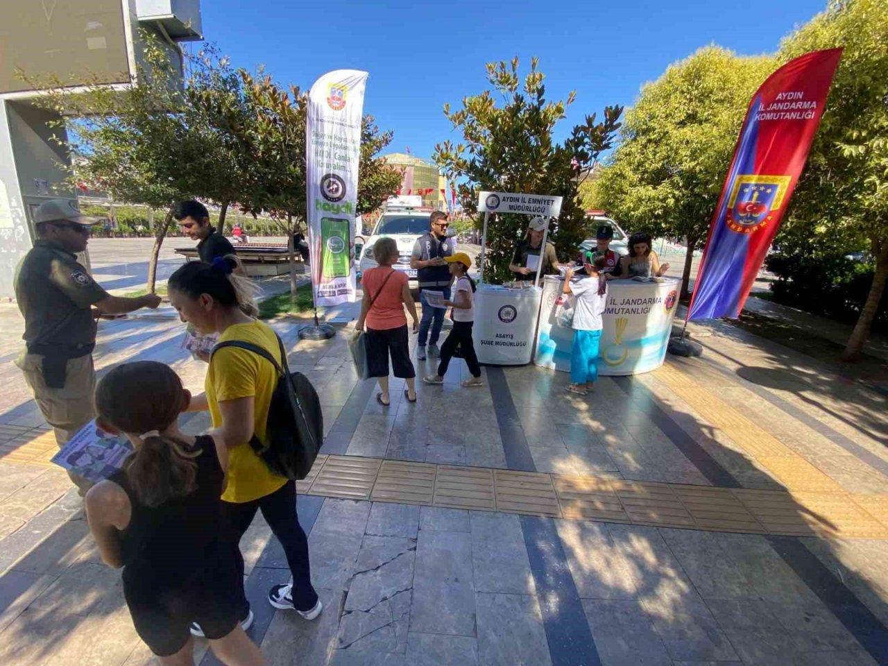 Jandarma can dostları unutmuyor