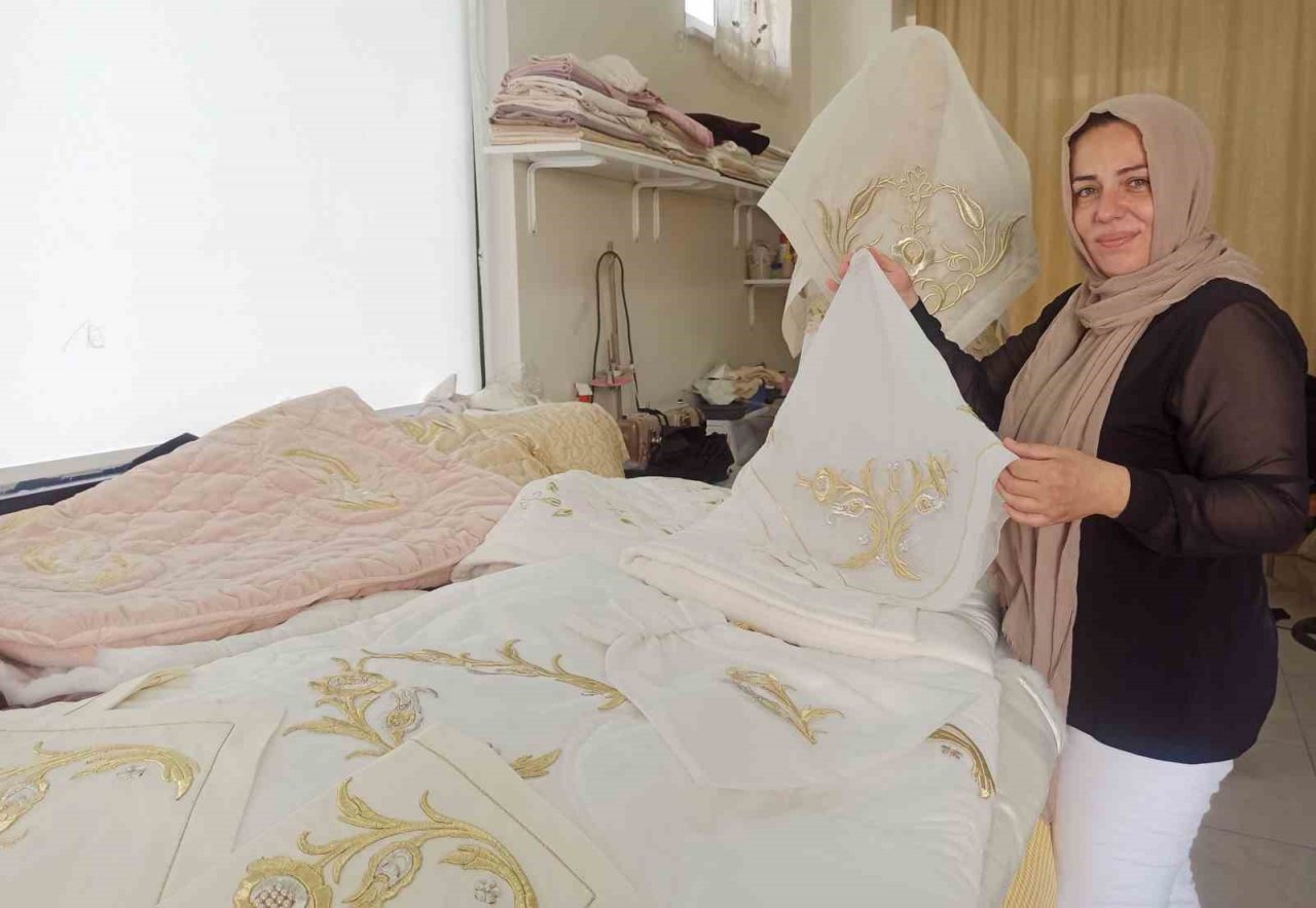 Bileziğini satıp iş kuran 3 çocuk annesi, 15 kişiye istihdam sağladı