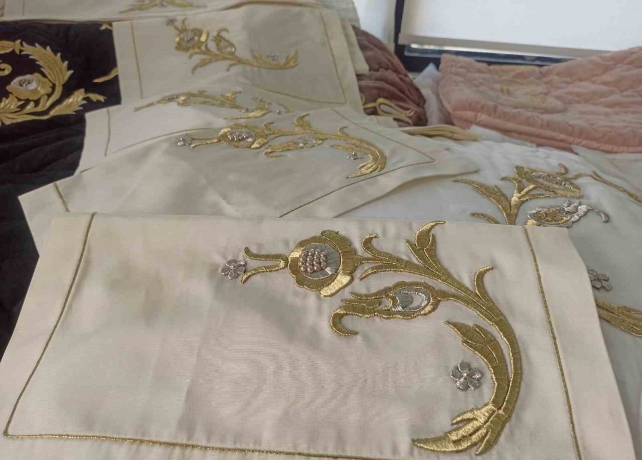 Bileziğini satıp iş kuran 3 çocuk annesi, 15 kişiye istihdam sağladı