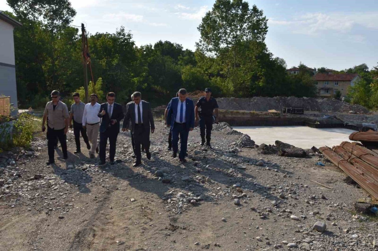 Vali Gürel devlet yatırımlarını inceledi