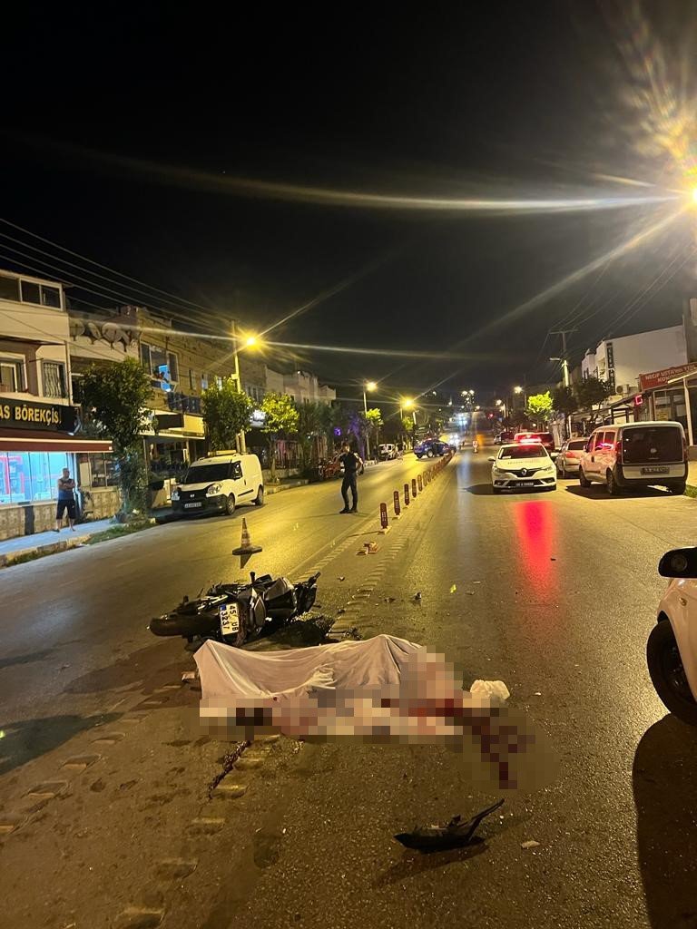 Aşırı hız ve kural ihlali 22 yaşındaki genci hayattan kopardı