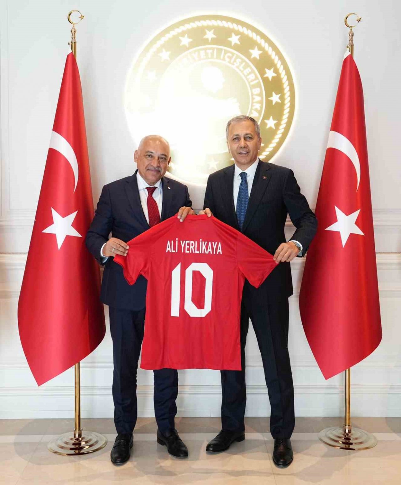 TFF Başkanı Mehmet Büyükekşi’den, İçişleri Bakanı Ali Yerlikaya’ya ziyaret