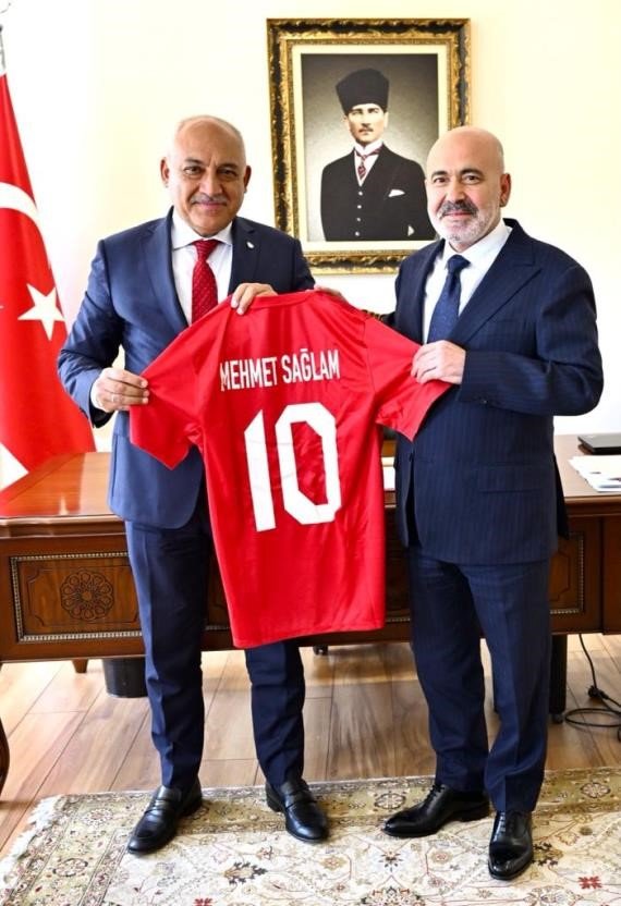 TFF Başkanı Mehmet Büyükekşi’den, İçişleri Bakanı Ali Yerlikaya’ya ziyaret