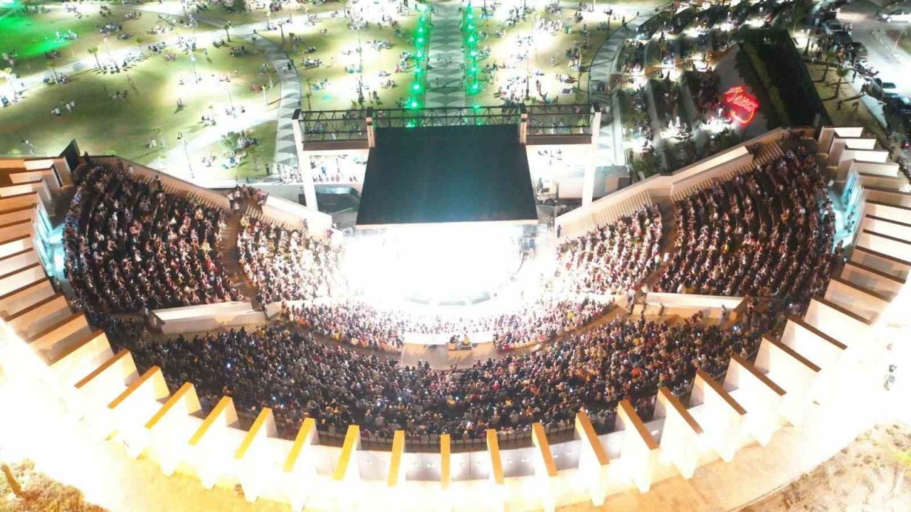 Didim’deki konsere ilgi büyük oldu