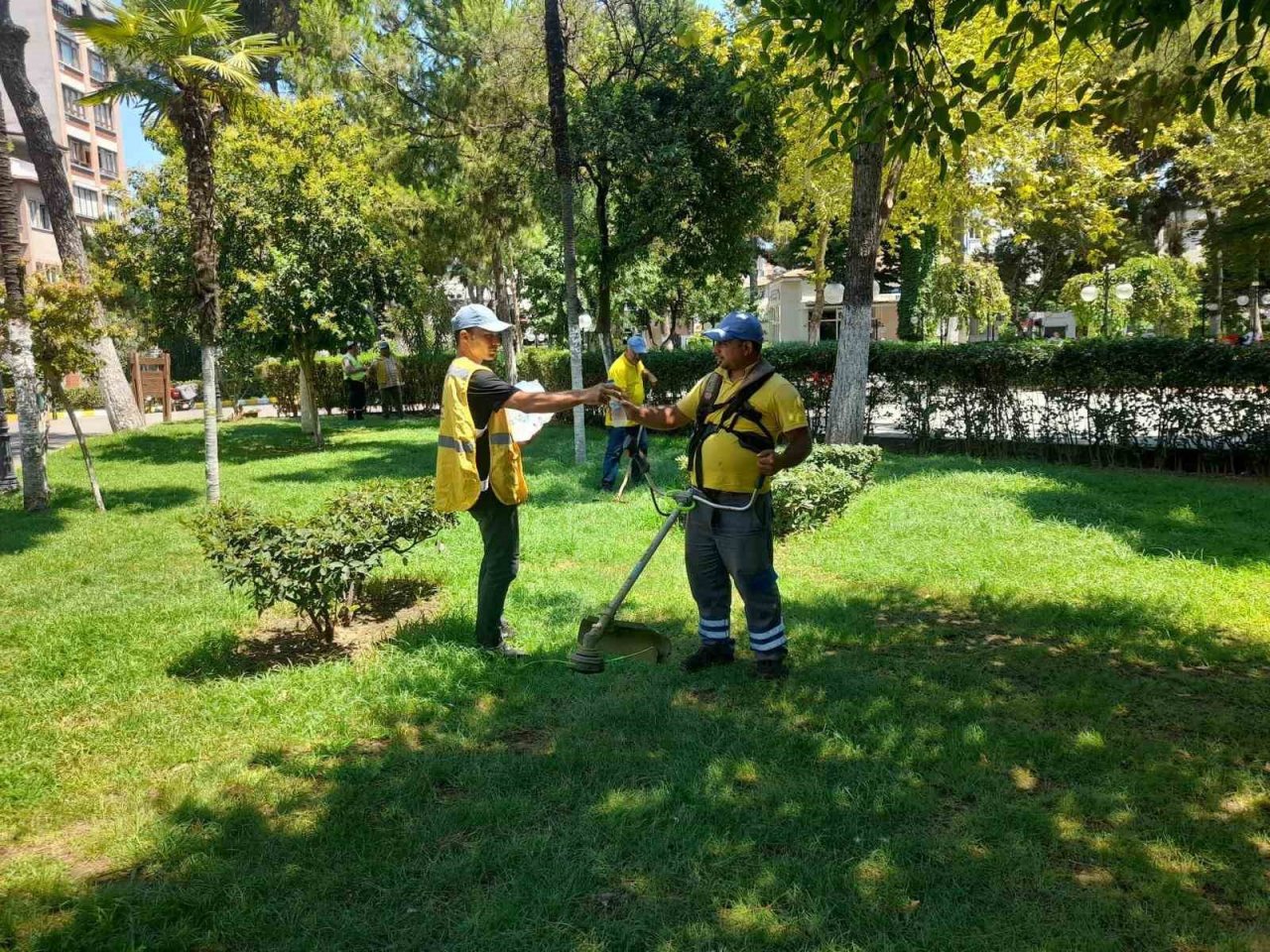 Aydın için çalışan personellere, Büyükşehir’den su takviyesi