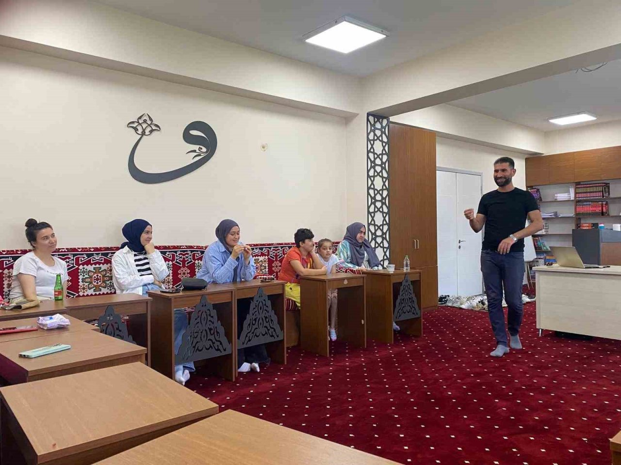 Kepsut belediyesinden gençlerin geleceğine destek