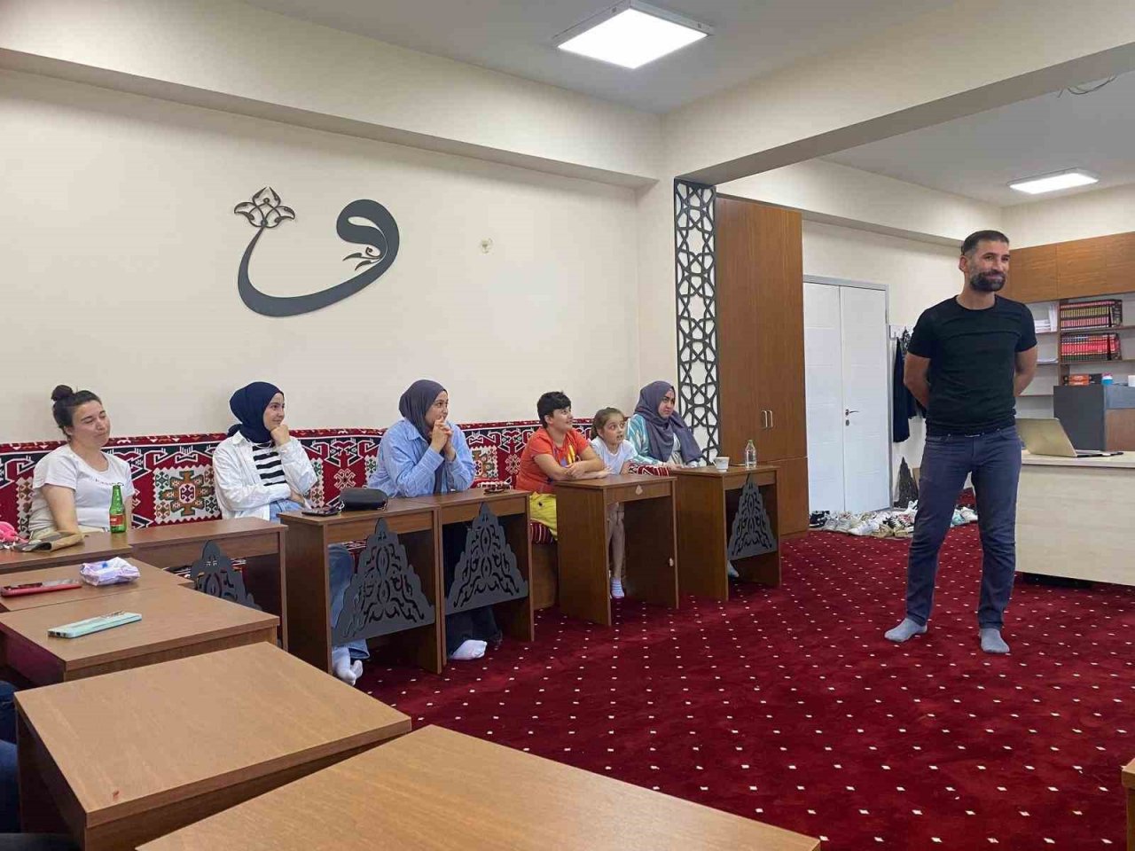 Kepsut belediyesinden gençlerin geleceğine destek