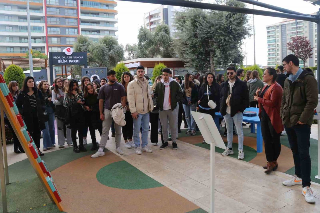 Başkan Atay’ın gençlere yönelik projeleri dikkat çekiyor