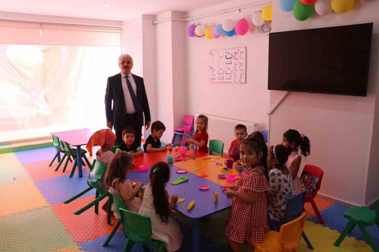 Bu merkez ev hanımlarının aile ekonomisine katkı sağlayacak