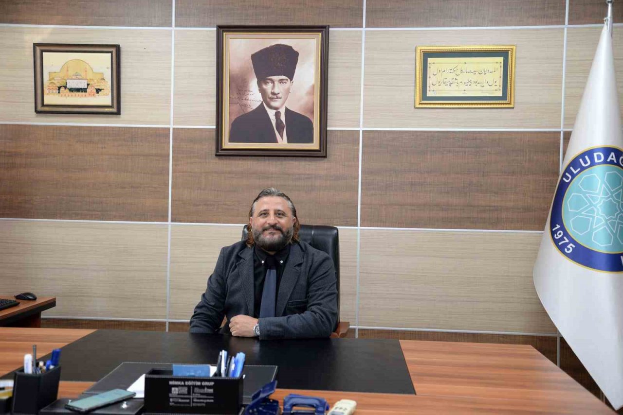 İİBF’nin yeni dekanı Prof. Dr. Eryiğit oldu