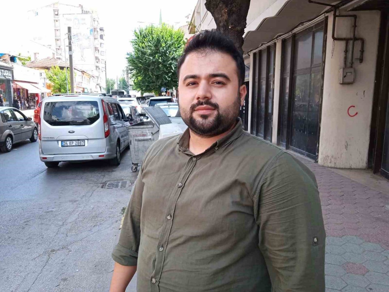 Trafik sıkışıklığı yaşayan bölgeye esnaftan ‘trafik dubalı’ çözüm önerisi