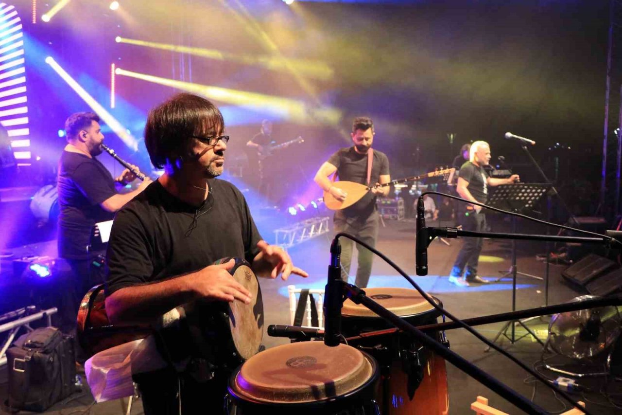 Çiftlikköy Belediyesi Yaz Festivali başladı