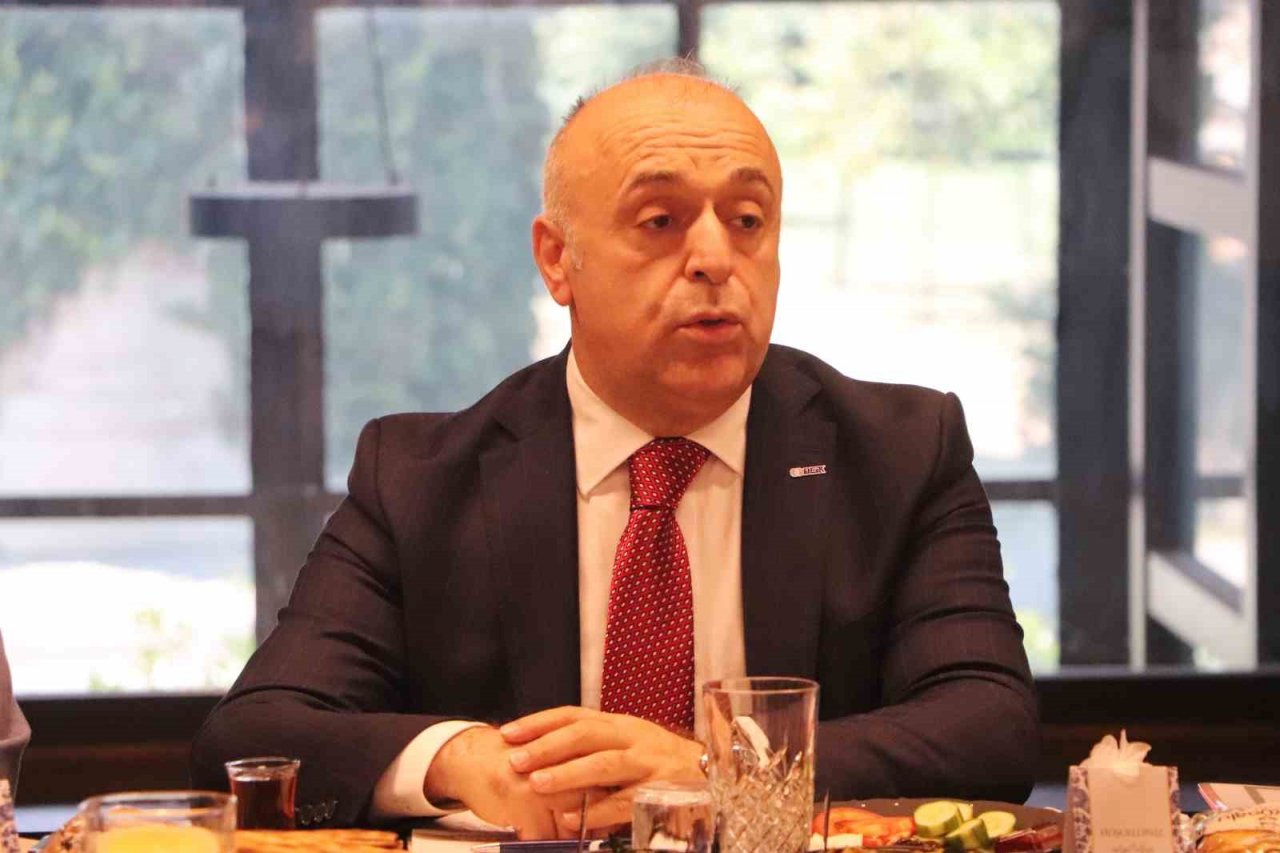 Çalışkan: "Tiflis-Samsun arası haftada 2 uçuş planlıyoruz”