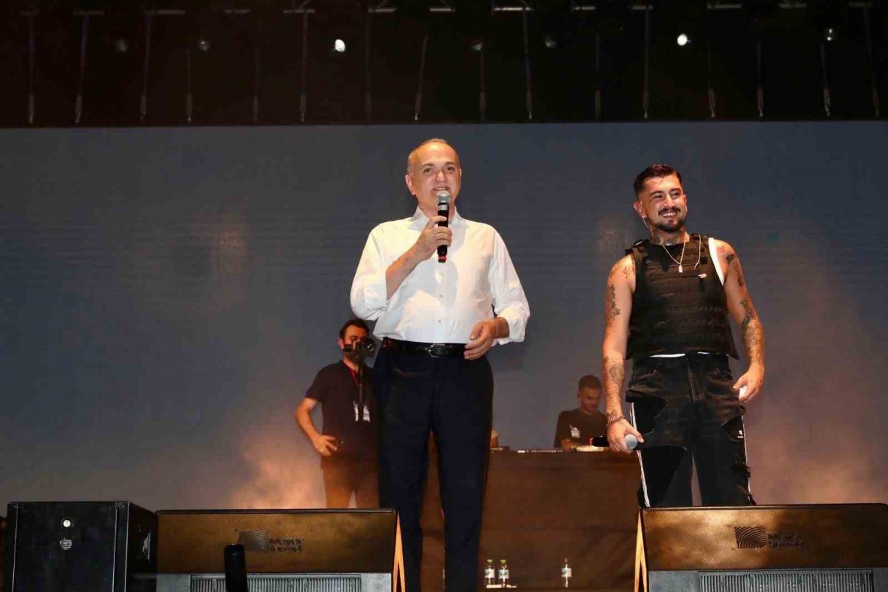 "Motive", Düzceliler ile coşturdu