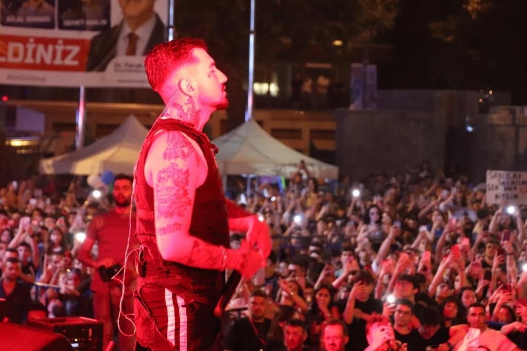 "Motive", Düzceliler ile coşturdu