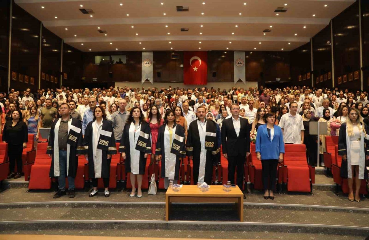 ERÜ Mimarlık Fakültesi Yeni Mezunlarını Verdi