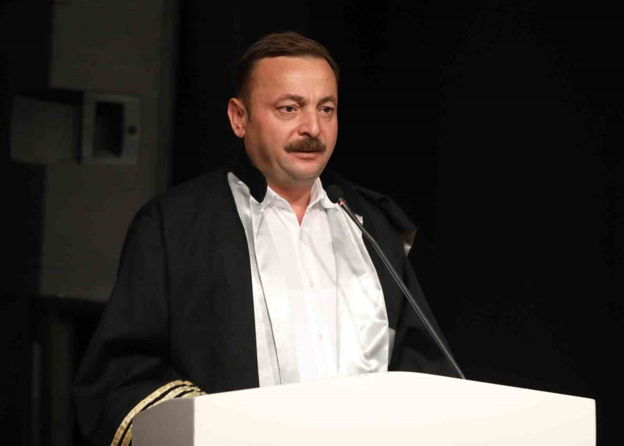 ERÜ Mimarlık Fakültesi Yeni Mezunlarını Verdi