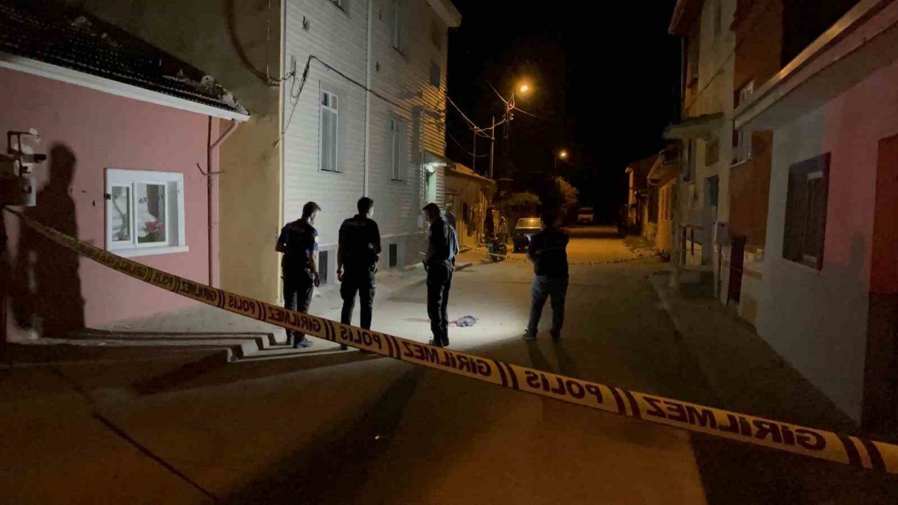 Tabancayla vurulan 35 yaşındaki adam tüm müdahalelere rağmen kurtarılamadı