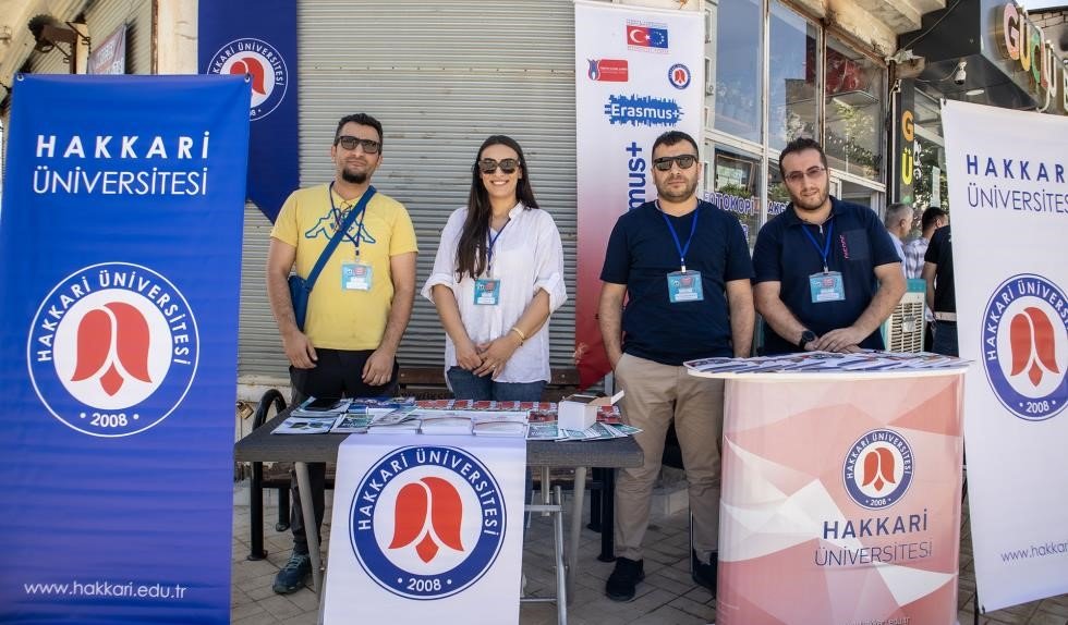 Hakkari Üniversitesinden bilgilendirme çalışması