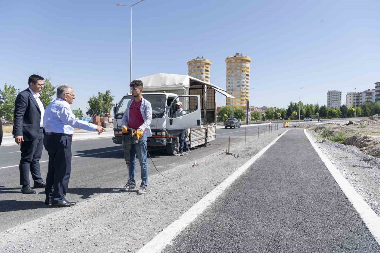 Başkan Büyükkılıç’tan yeni yapılan yollara ‘bisiklet yolu’ vurgusu