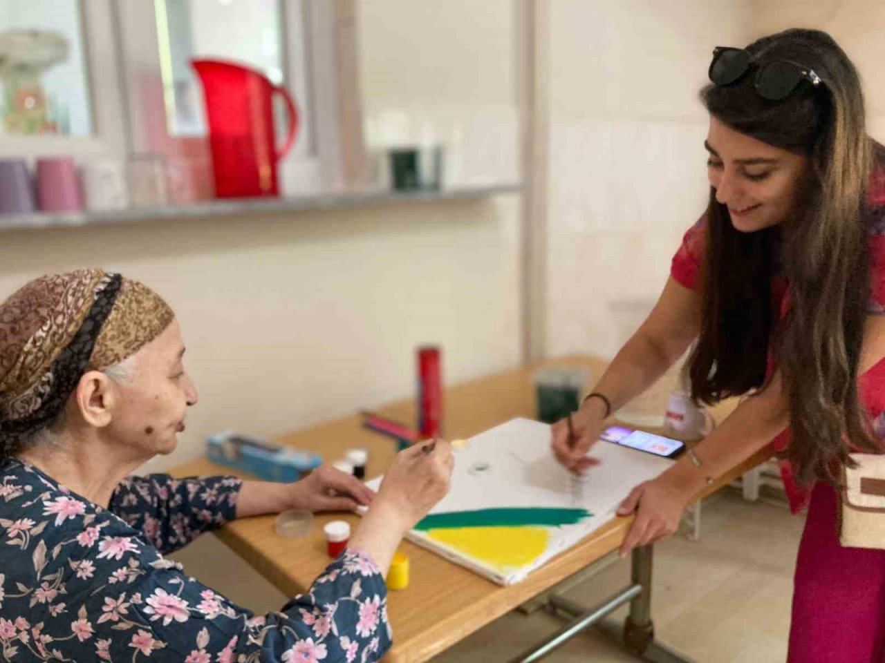 Kepsutlu gençler Vefa Evi sakinleriyle buluştu