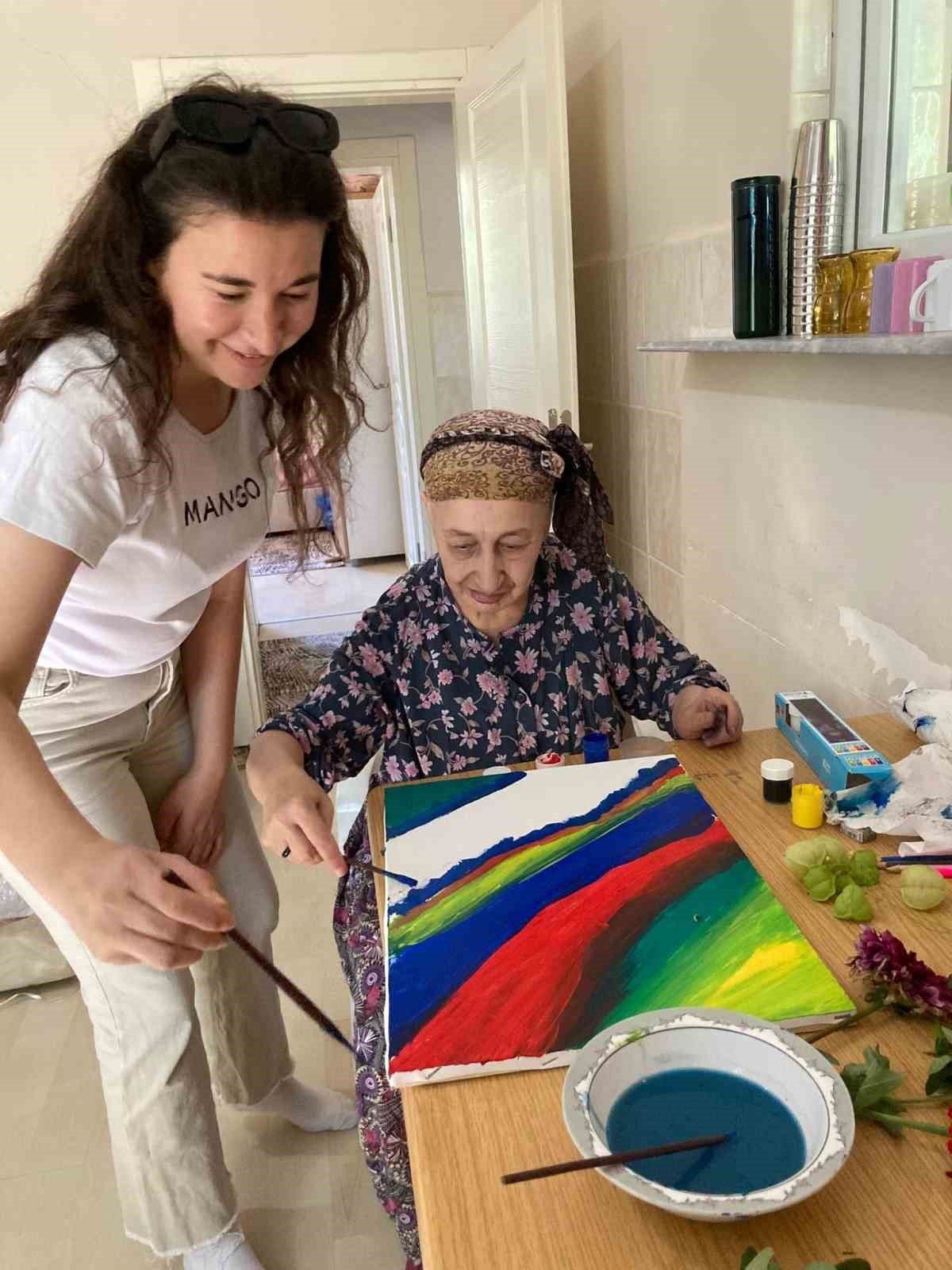 Kepsutlu gençler Vefa Evi sakinleriyle buluştu