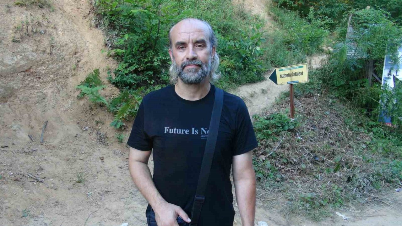 Doğa harikası şelaleyi görmek isterken düşen kadın kurtarıldı