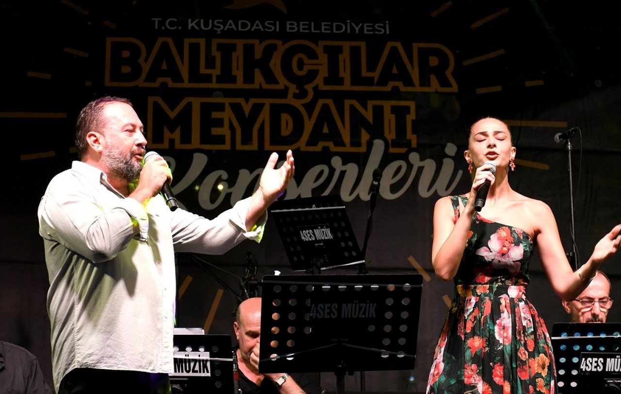 Kusadası’nda Yeşilçam şarkıları yankılandı