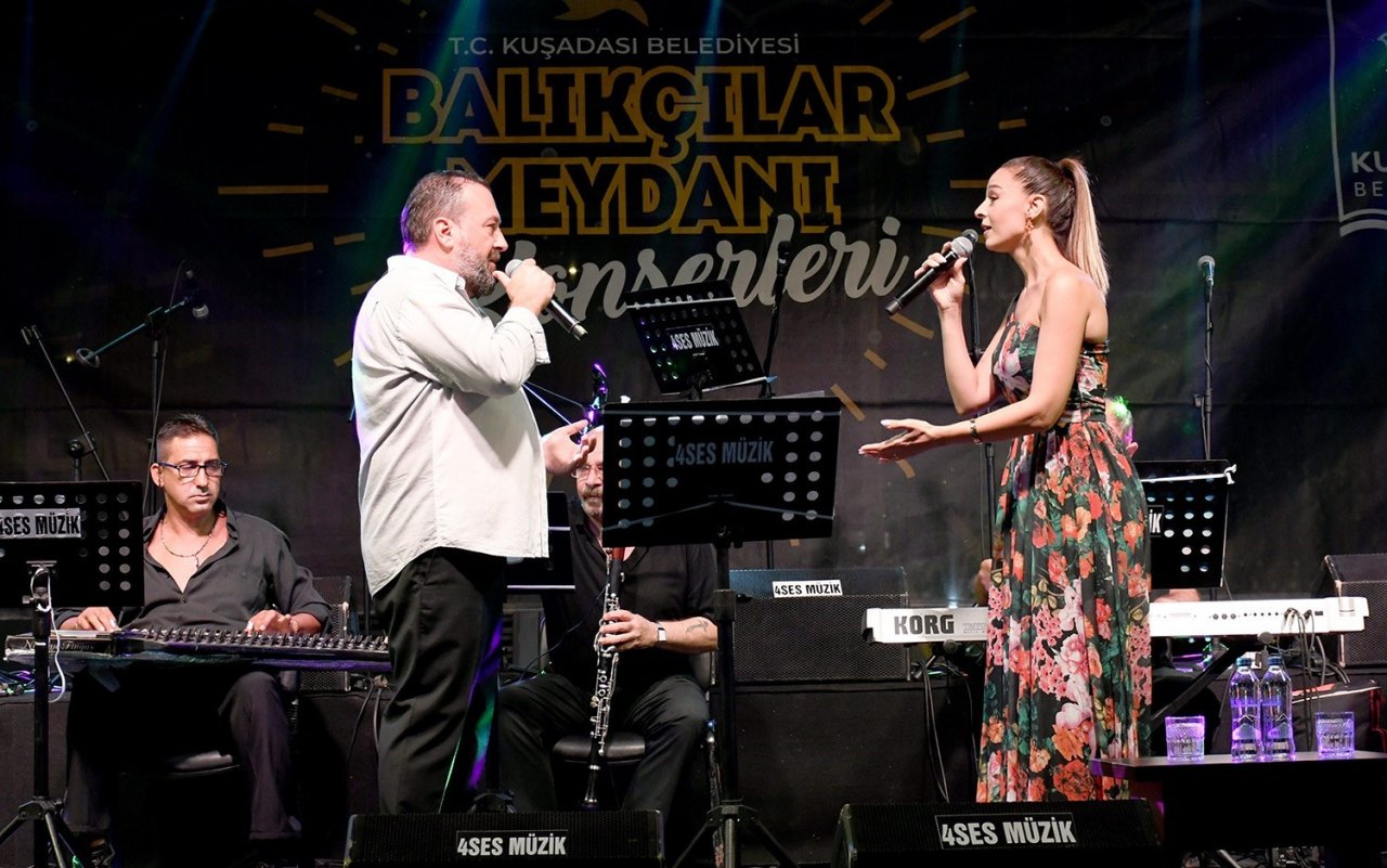 Kusadası’nda Yeşilçam şarkıları yankılandı