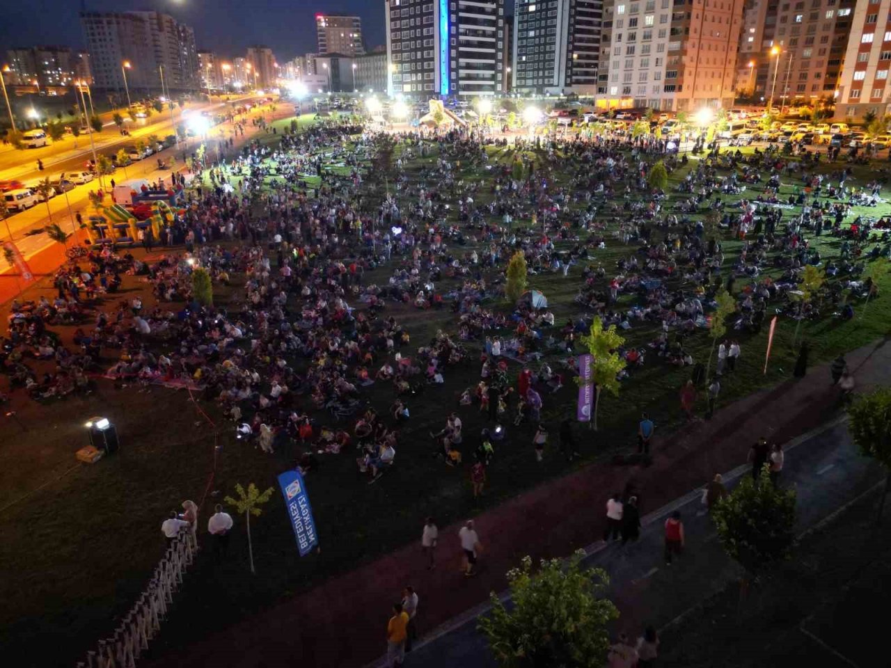Yeşilyurt Mahallesi’nde Açık Hava Sinema Günleri’ne Yoğun İlgi