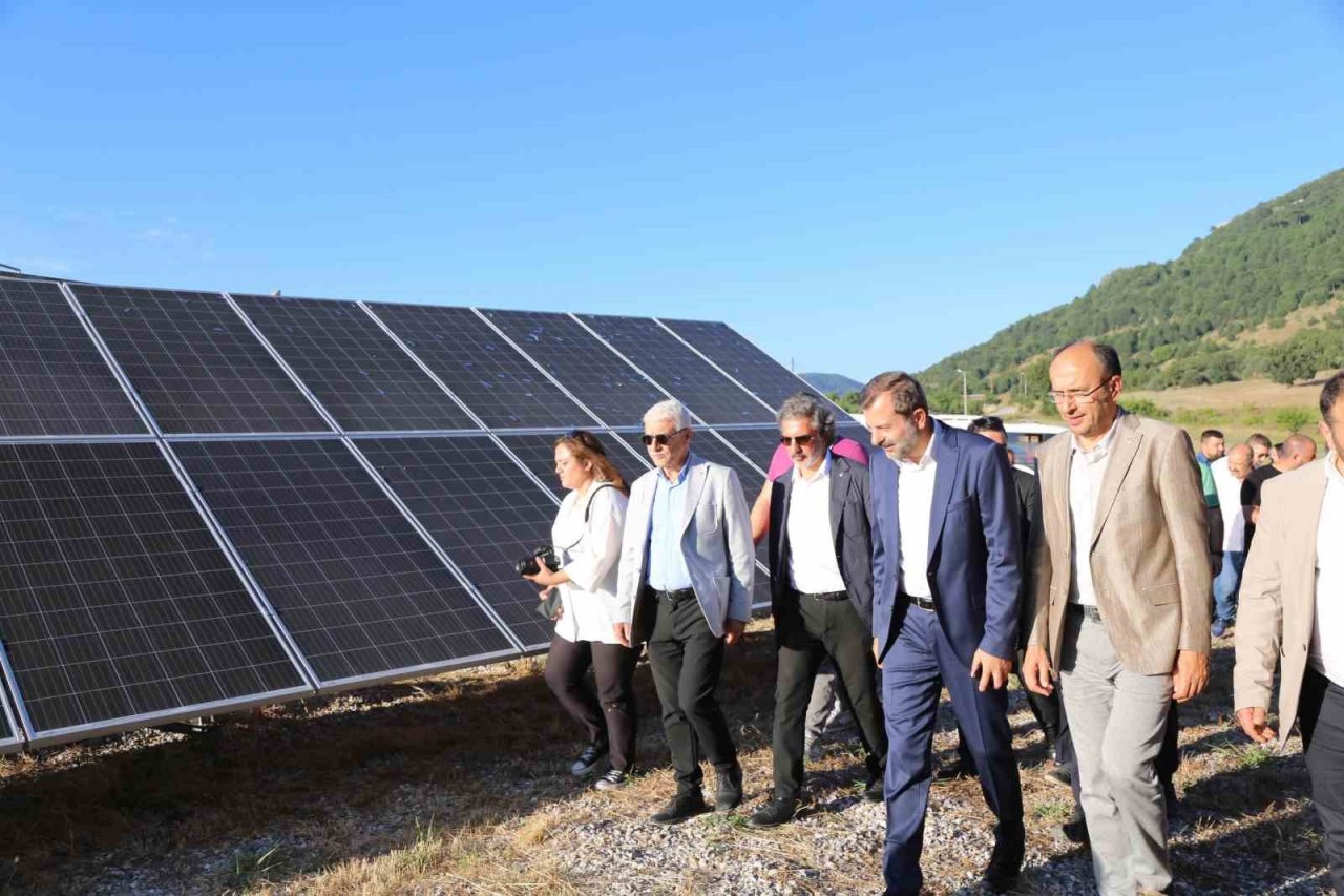 Enerjisini üreten belediye