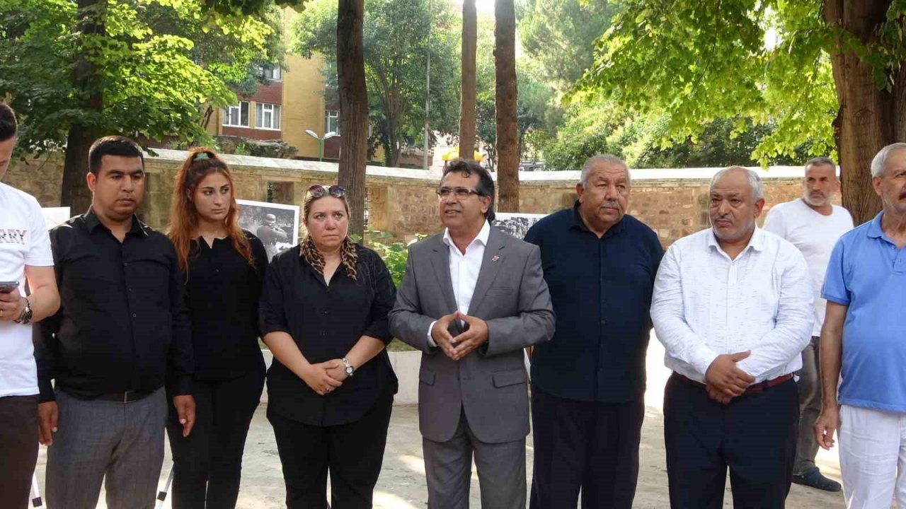 1944’te Auschwitz Kampı’nda öldürülen Romanlar unutulmadı