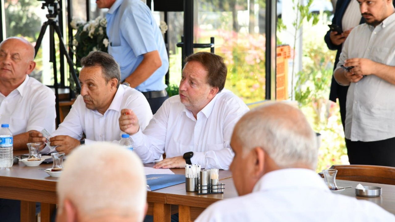 Başkan Orkan muhtarlarla buluştu