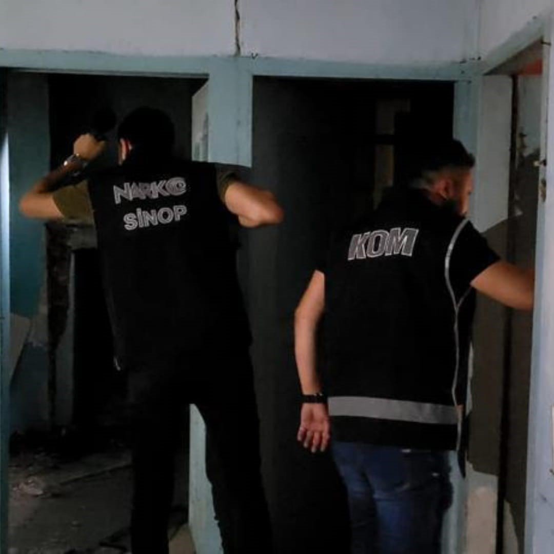 Sinop’ta Huzurlu Sokaklar Uygulaması: 13 bin 597 TL ceza