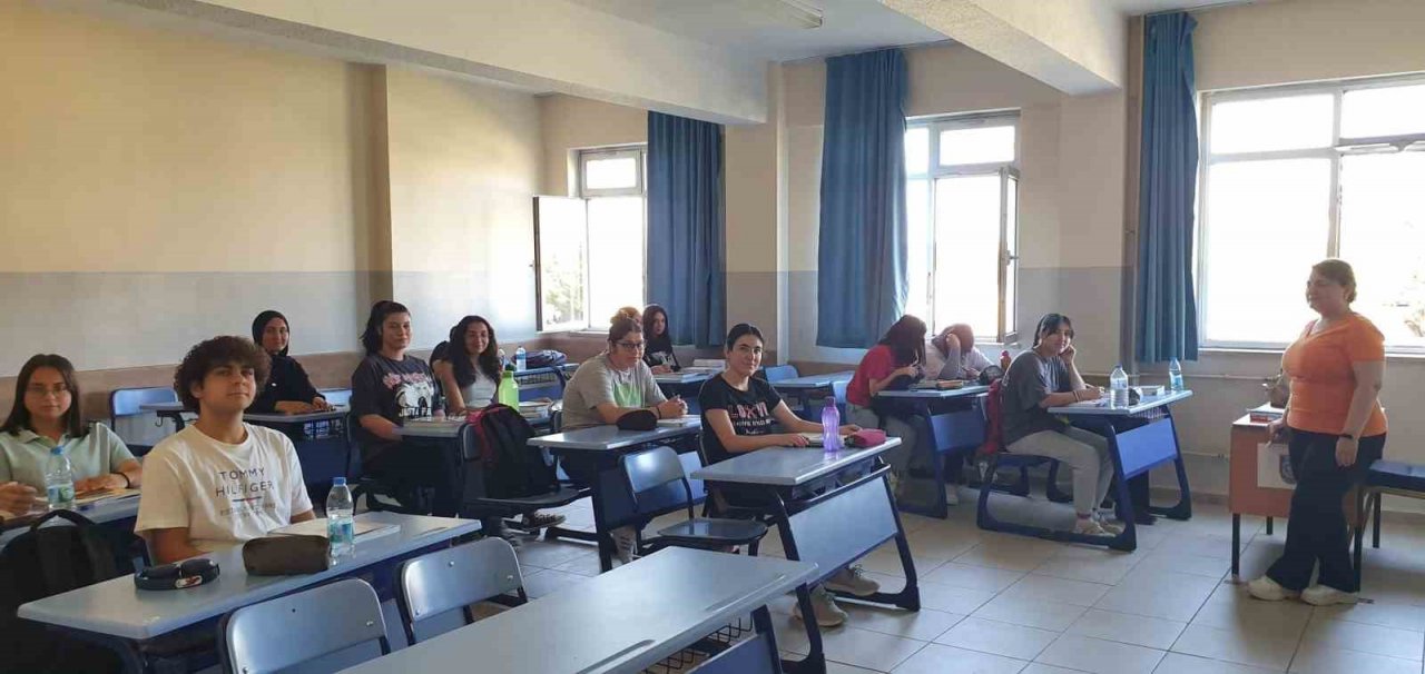 YKS’ye girecek öğrencileri yönelik yaz kampı