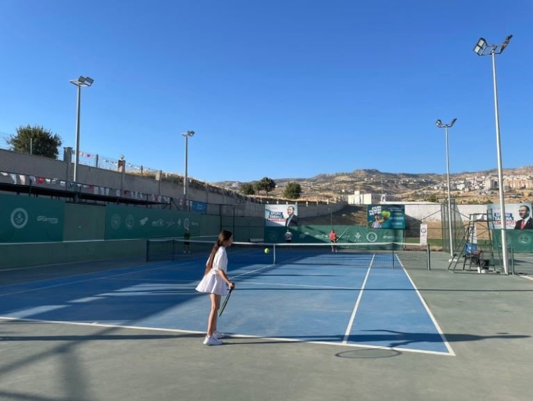 Şırnak’ta ANALİG tenis çeyrek final müsabakaları başladı