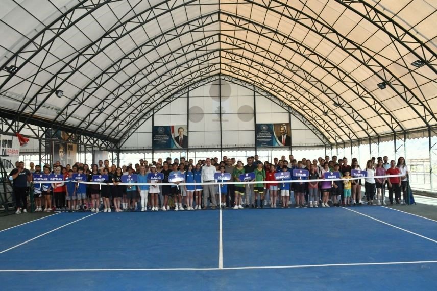 Şırnak’ta ANALİG tenis çeyrek final müsabakaları başladı