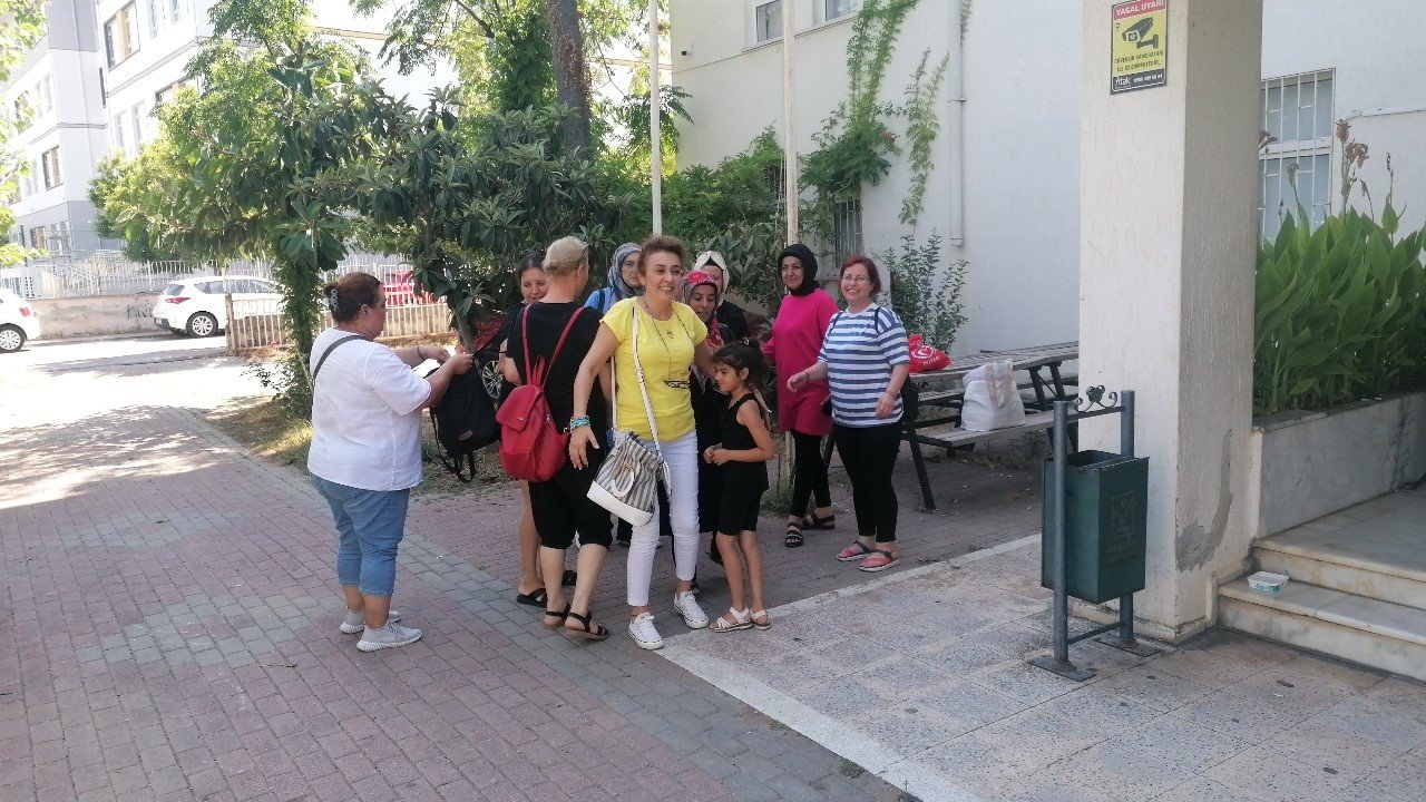 Kütüphane trafosu yangını korkuttu