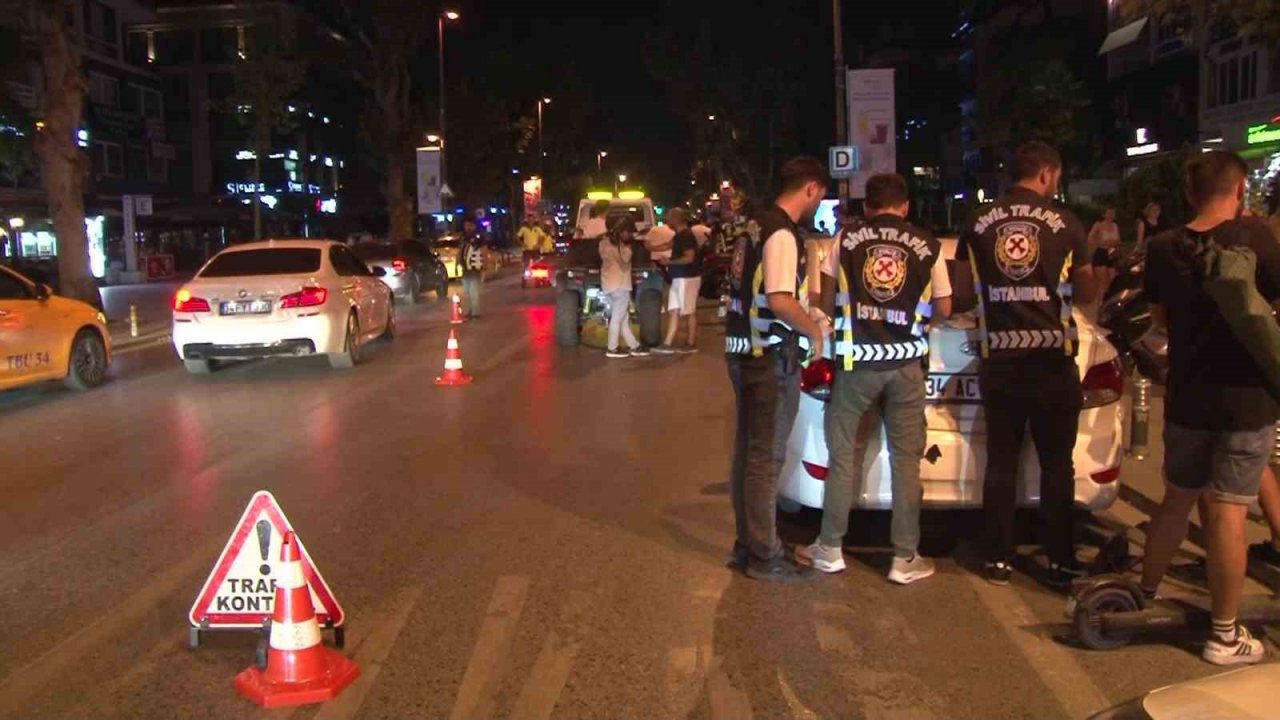 Bağdat Caddesi’nde kurallara uymayan motosiklet sürücülerine ceza