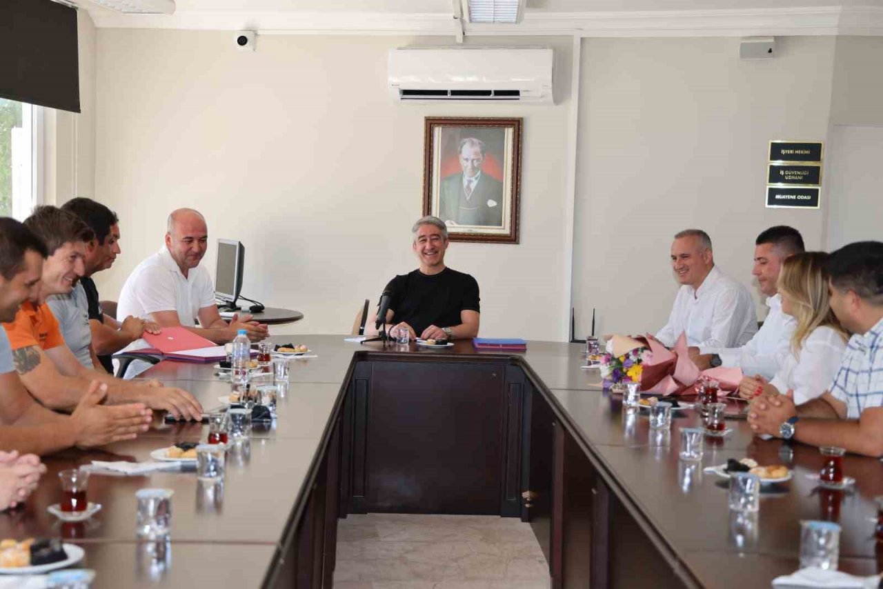 Başkan Oktay: “Her zaman işçimizin yanındayız”