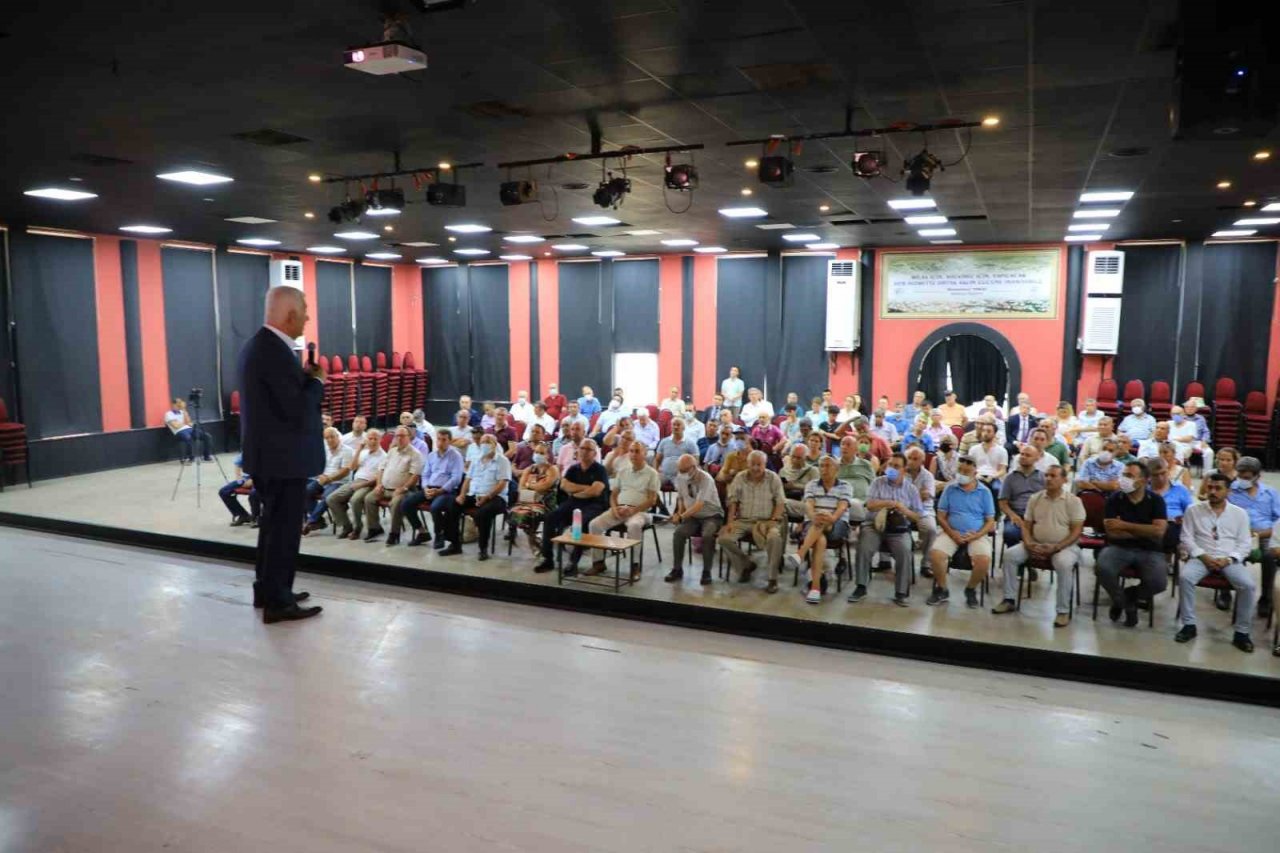 Büyükşehir Muhtarlar Masası ile muhtarların yanında