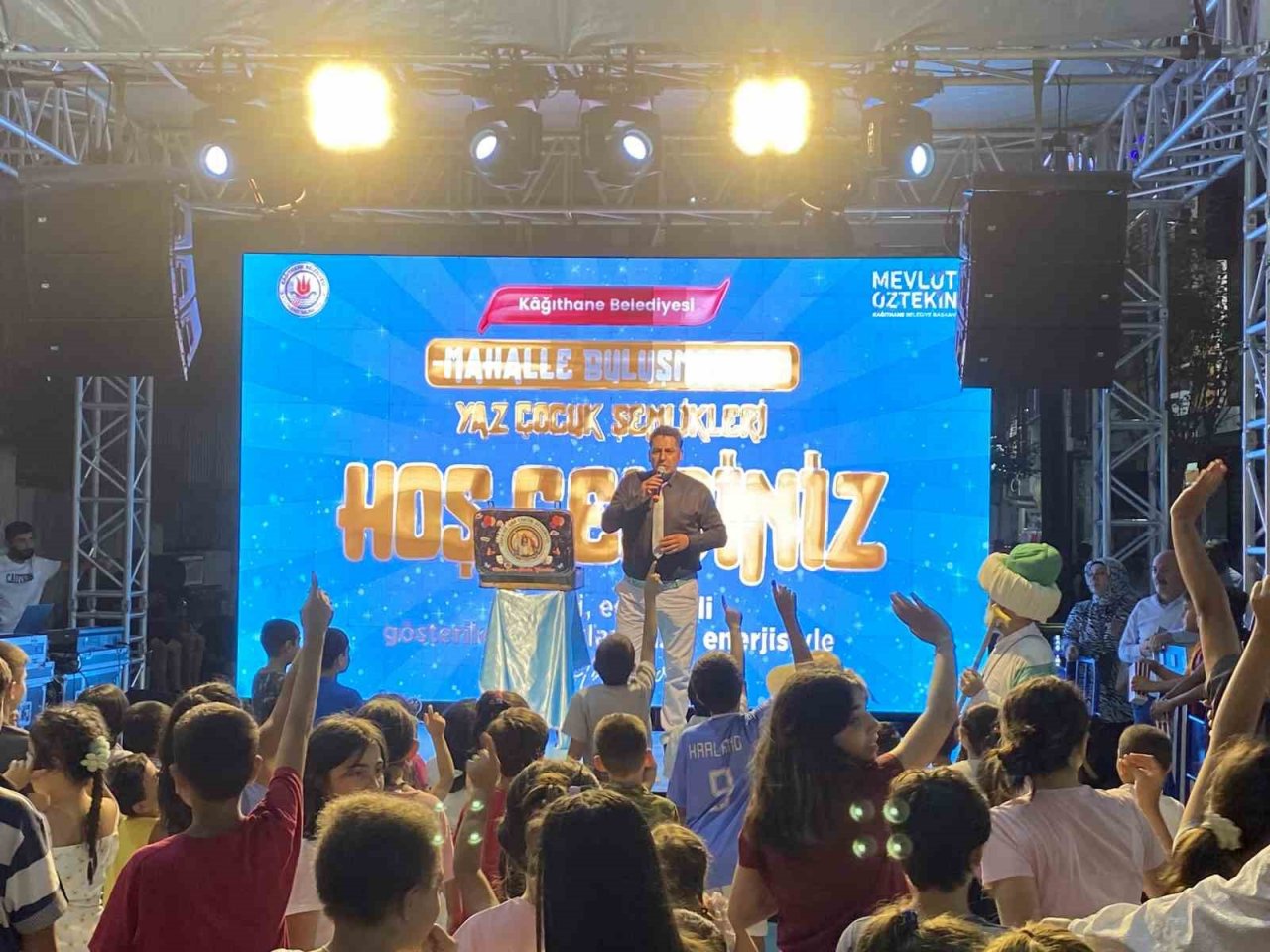 Kağıthane’nin yeni "Tematik Arı Caddesi" açıldı