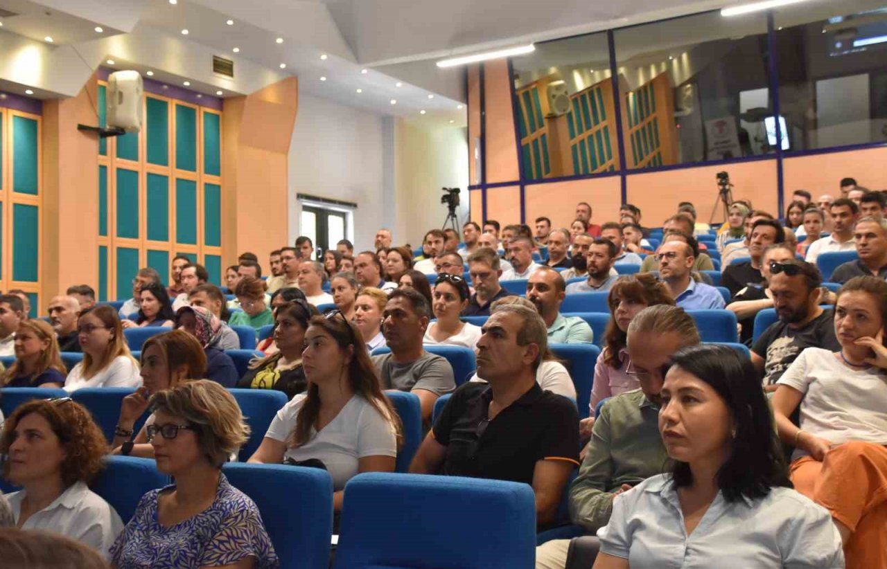 Denizli OSB’den Reaktif Boyama Teorisi ve Yeni Teknolojiler semineri