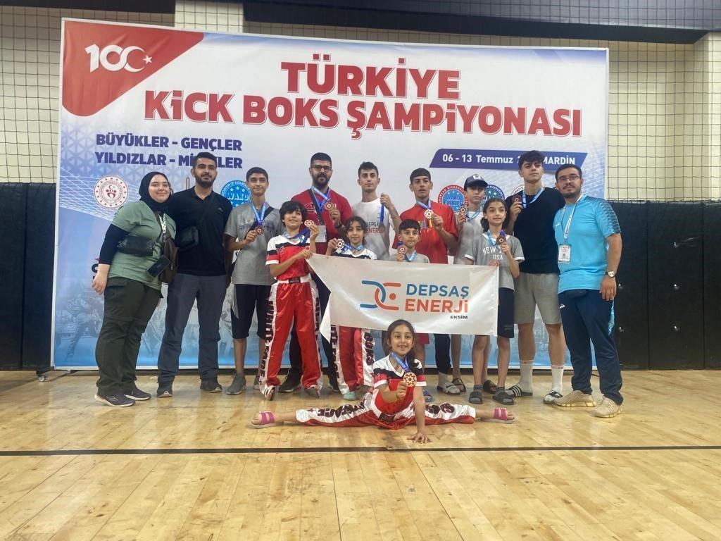 DEPSAŞ Enerji Erkek Voleybol Takımı 1. Lig’e yükseldi