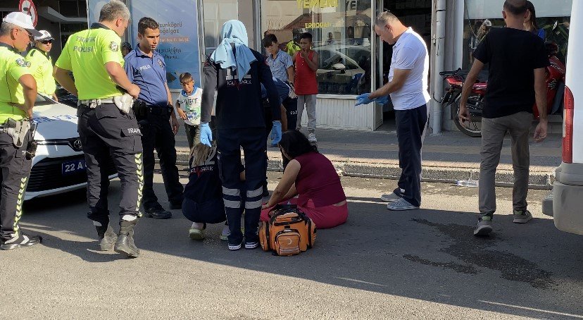 Alkollü kadın caddeyi birbirine kattı
