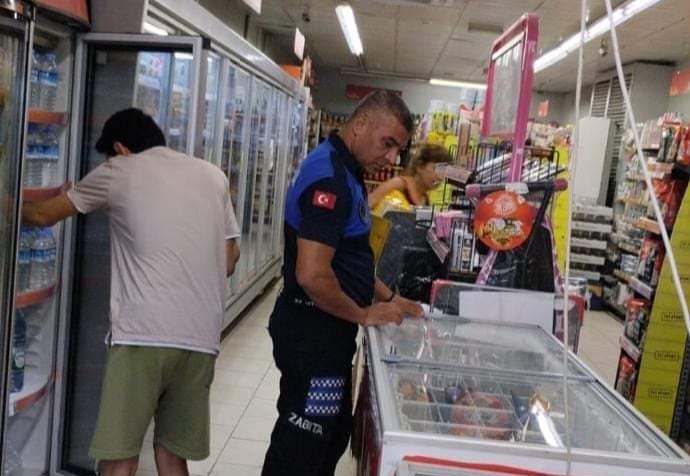 Erdek’te bakkal ve marketler denetlendi